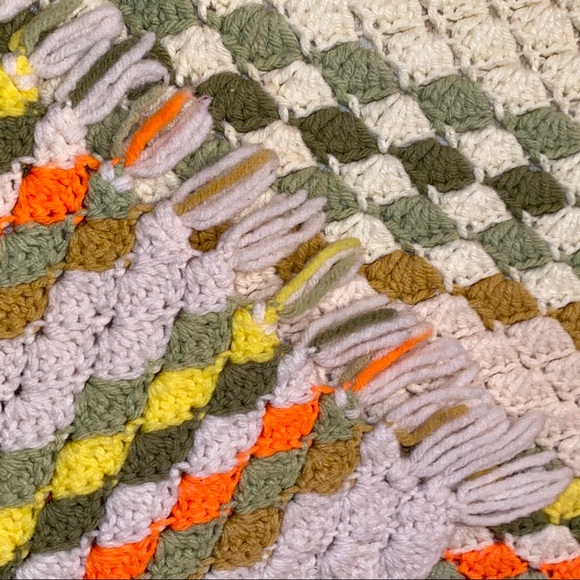 HANDMADE afghan blanket - Picture 3 of 7